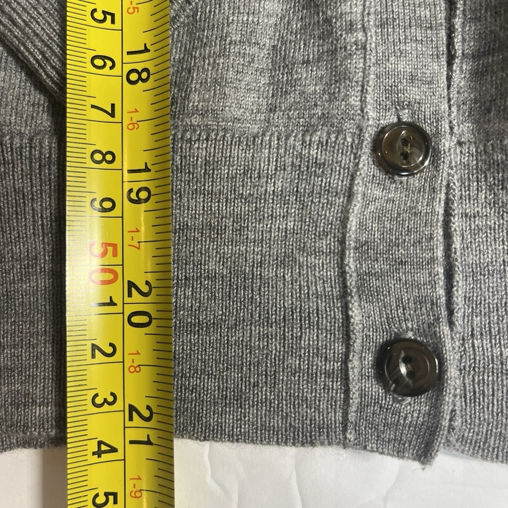 Banana Republic Extra Fine Merino Wool Exclusive Decoration Gray Cardigan Size S - Picture 2 of 9